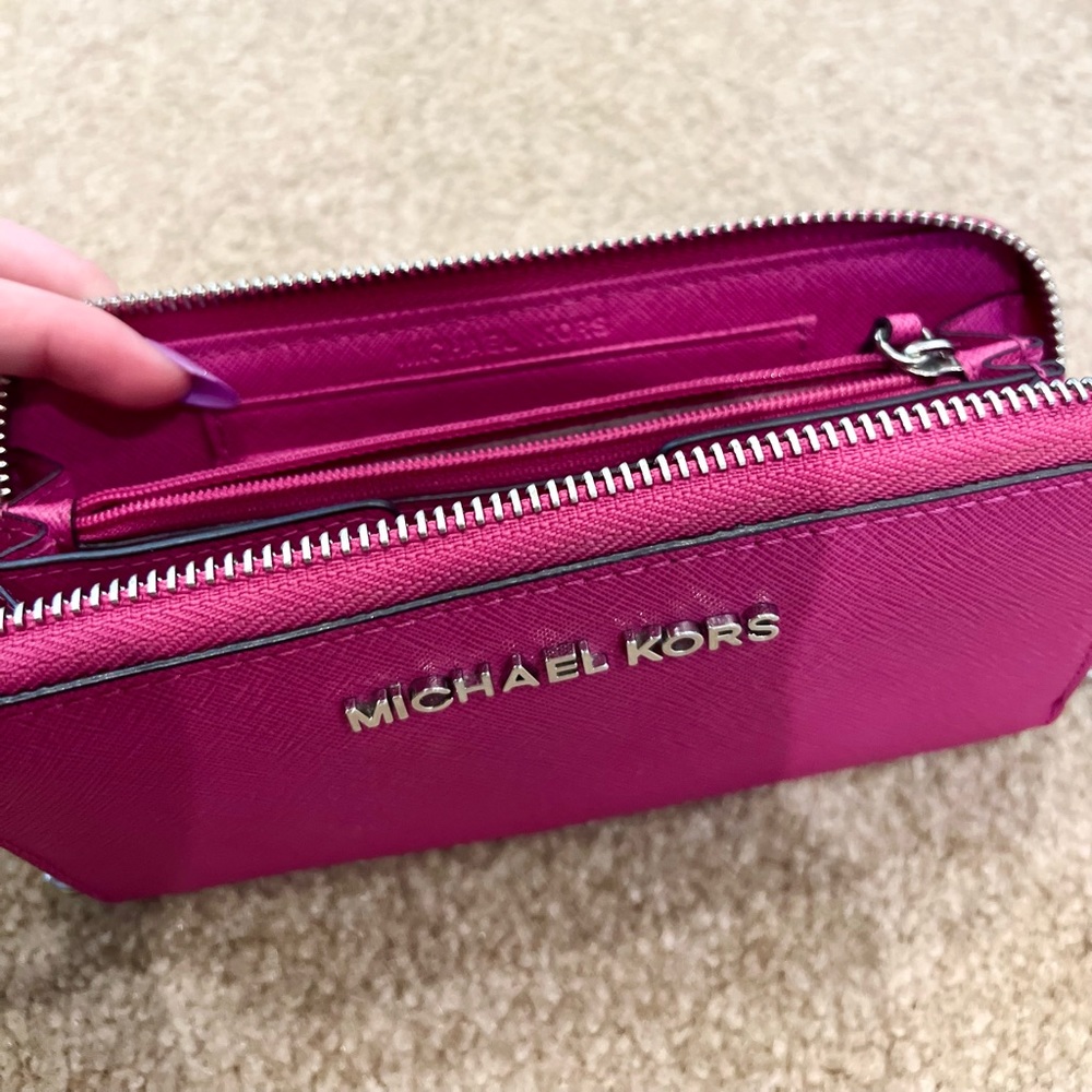 Michael Kors Large Jet Set Travel Continental Wallet in Deep Fuchsia Leather